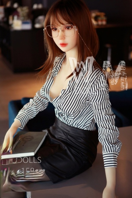 Phoebe model top archiv